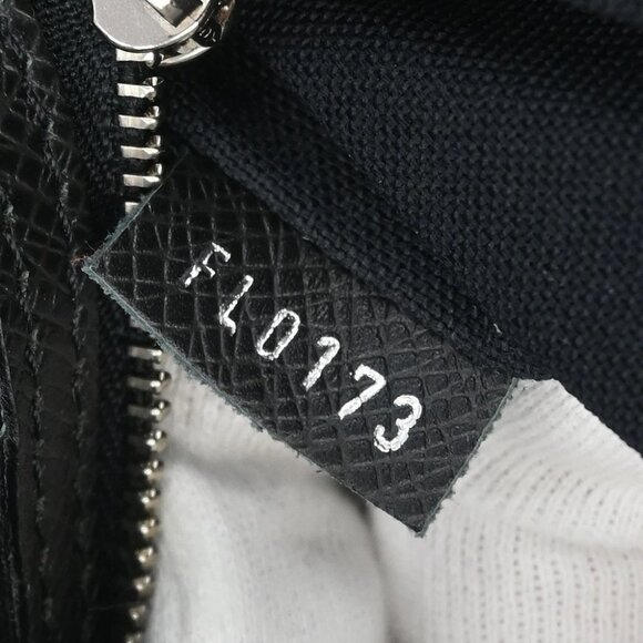 Louis Vuitton Black Taiga Neo Igor Briefcase Handbag - Picture 10 of 10